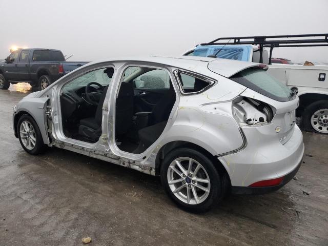 1FADP3K29HL217592 - 2017 FORD FOCUS SE SILVER photo 2