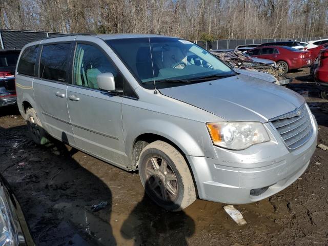 2A8HR54199R674636 - 2009 CHRYSLER TOWN & COU TOURING SILVER photo 4