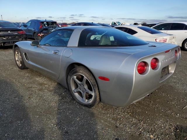 1G1YY22G745102222 - 2004 CHEVROLET CORVETTE SILVER photo 2