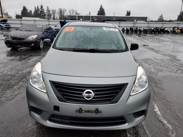 3N1CN7AP7DL880290 - 2013 NISSAN VERSA S GRAY photo 5