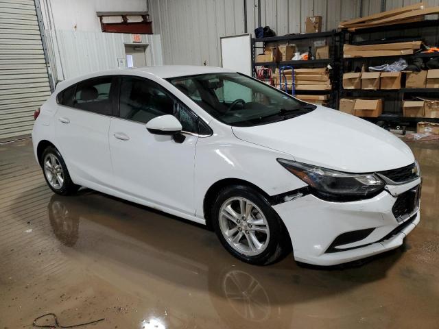 3G1BE6SM0JS553814 - 2018 CHEVROLET CRUZE LT WHITE photo 4