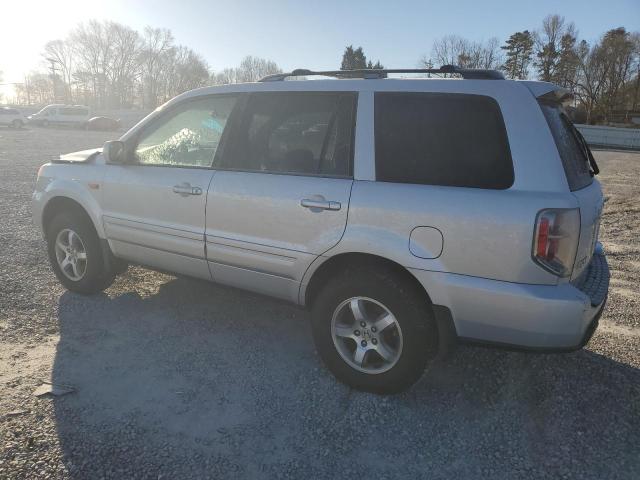 5FNYF18467B030114 - 2007 HONDA PILOT EX SILVER photo 2