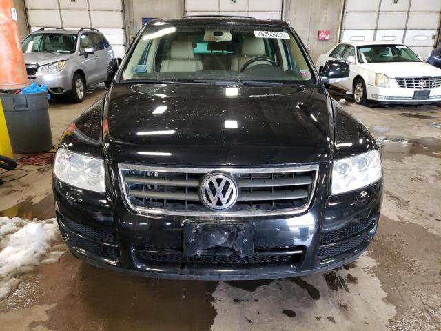 WVGZG77L65D029672 - 2005 VOLKSWAGEN TOUAREG 3.2 BLACK photo 5