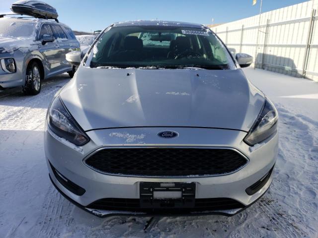 1FADP3H2XJL229408 - 2018 FORD FOCUS SEL SILVER photo 5