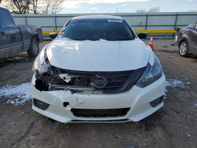 1N4AL3AP6JC155991 - 2018 NISSAN ALTIMA 2.5 WHITE photo 5