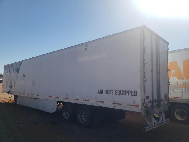 1UYVS25375P706994 - 2005 UTILITY UTILITY WHITE photo 3