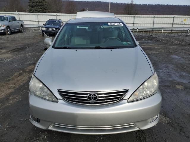 4T1BF30K86U622465 - 2006 TOYOTA CAMRY LE SILVER photo 5