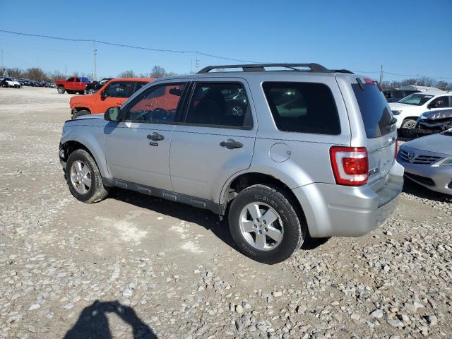 1FMCU0D7XBKB21999 - 2011 FORD ESCAPE XLT SILVER photo 2