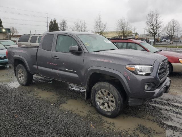 5TFSZ5AN9JX151921 - 2018 TOYOTA TACOMA ACCESS CAB ნაცრისფერი ფოტო 4