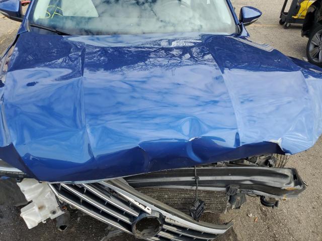 1VWDT7A37HC062786 - 2017 VOLKSWAGEN PASSAT R-LINE Blau Foto 11