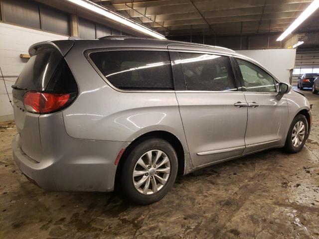 2C4RC1BGXJR188533 - 2018 CHRYSLER PACIFICA TOURING L SILVER photo 3