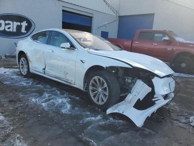 5YJSA1E28KF333962 - 2019 TESLA MODEL S WHITE photo 4