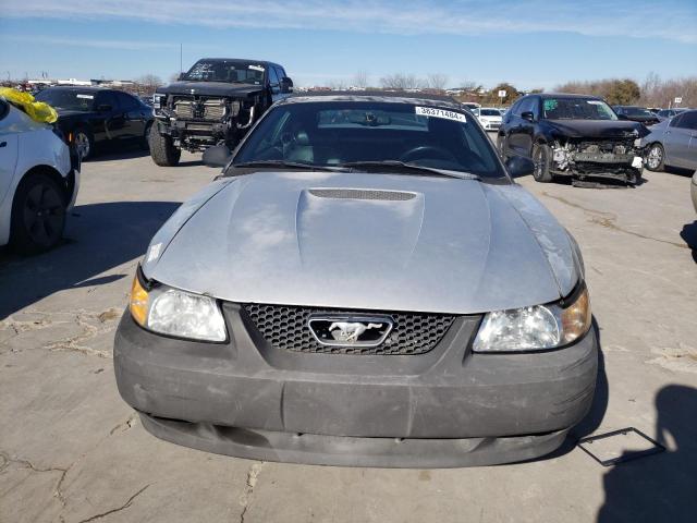 1FAFP4447YF142404 - 2000 FORD MUSTANG SILVER photo 5