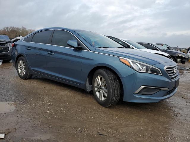 5NPE24AF6HH475841 - 2017 HYUNDAI SONATA SE BLUE photo 4