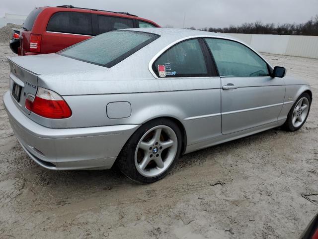 WBABN53492JU38824 - 2002 BMW 330 CI SILVER photo 3