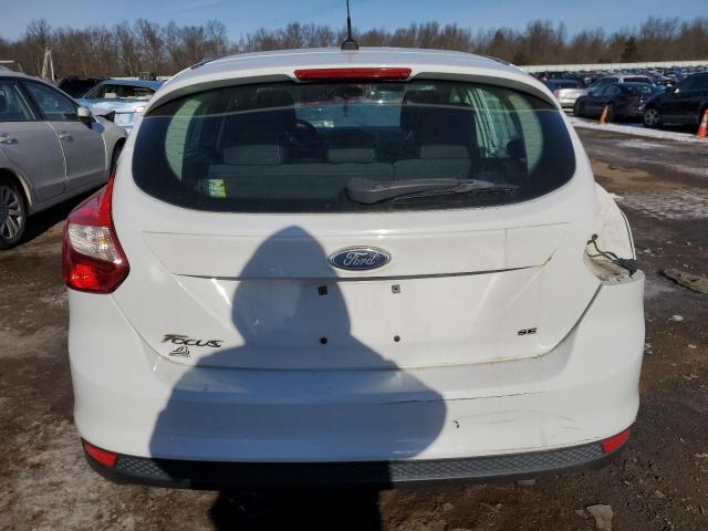 1FAHP3K29CL283764 - 2012 FORD FOCUS SE WHITE photo 6