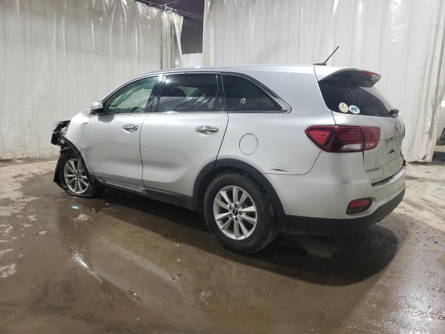 5XYPGDA59KG561452 - 2019 KIA SORENTO LX SILVER photo 2