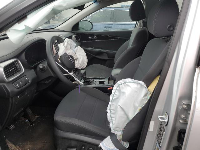 5XYPGDA59KG561452 - 2019 KIA SORENTO LX SILVER photo 7