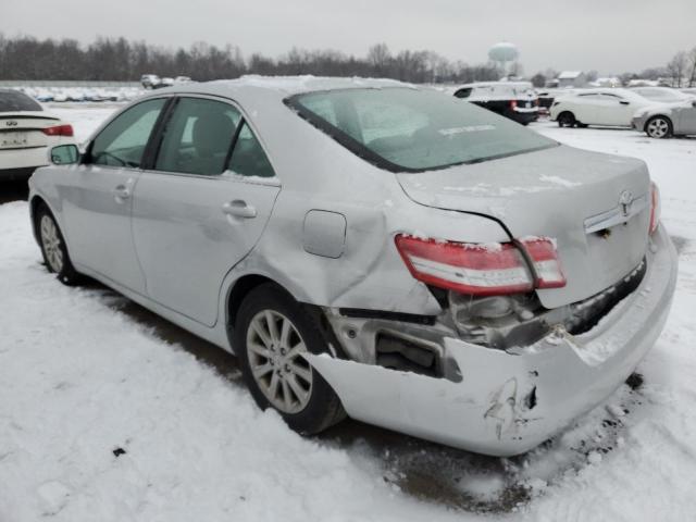 4T1BF3EK4BU162322 - 2011 TOYOTA CAMRY BASE SILVER photo 2