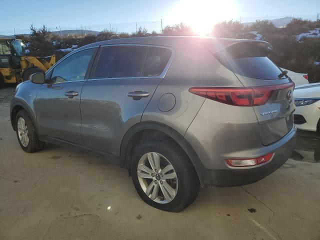 KNDPMCAC8J7430865 - 2018 KIA SPORTAGE LX SILVER photo 2