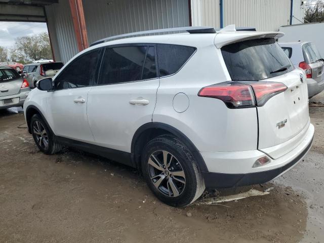 JTMWFREV9JJ210898 - 2018 TOYOTA RAV4 ADVENTURE WHITE photo 2