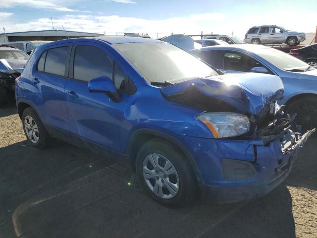 KL7CJKSB0GB528833 - 2016 CHEVROLET TRAX LS BLUE photo 4