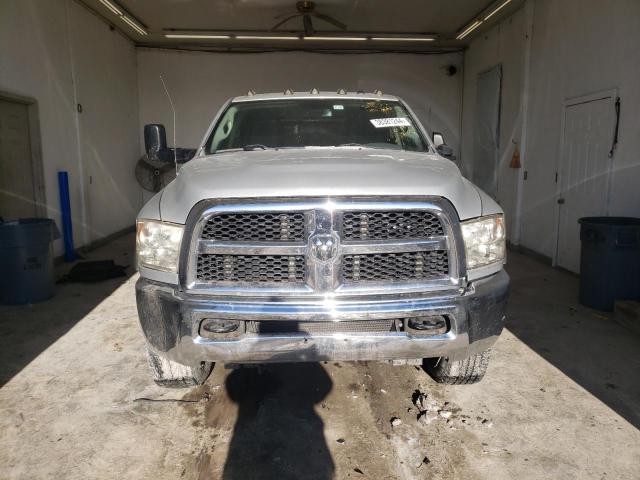 3C6UR5HL9FG646068 - 2015 RAM 2500 ST SILVER photo 5