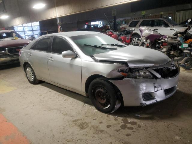 4T1BF3EK4AU105939 - 2010 TOYOTA CAMRY BASE SILVER photo 4