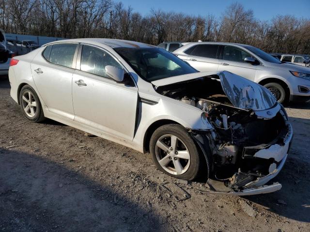 5XXGM4A71EG278773 - 2014 KIA OPTIMA LX WHITE photo 4