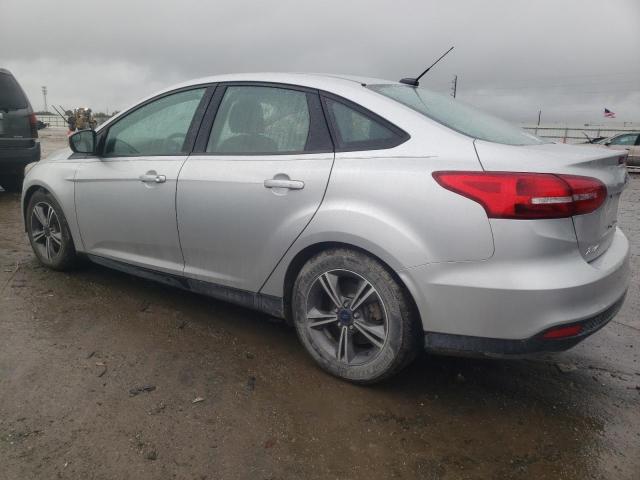 1FADP3FEXGL389942 - 2016 FORD FOCUS SE SILVER photo 2