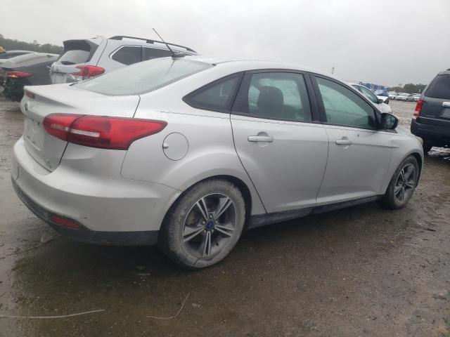 1FADP3FEXGL389942 - 2016 FORD FOCUS SE SILVER photo 3