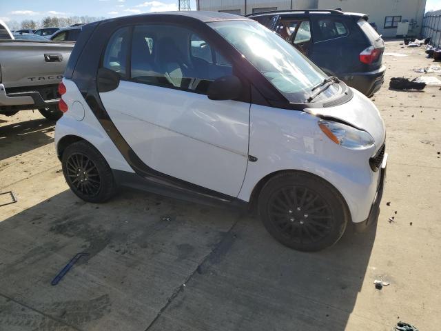 WMEEJ3BA3FK804401 - 2015 SMART FORTWO PURE WHITE photo 4