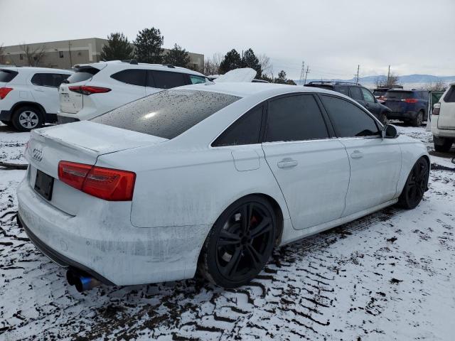 WAUF2AFC3DN032698 - 2013 AUDI S6 WHITE photo 3