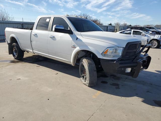 3C63R3JL2JG140715 - 2018 RAM 3500 LARAMIE WHITE photo 4