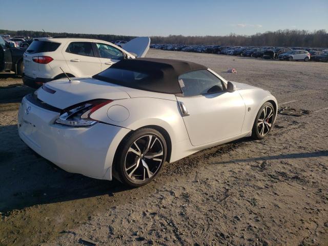 JN1AZ4FH7JM520272 - 2018 NISSAN 370Z BASE WHITE photo 3