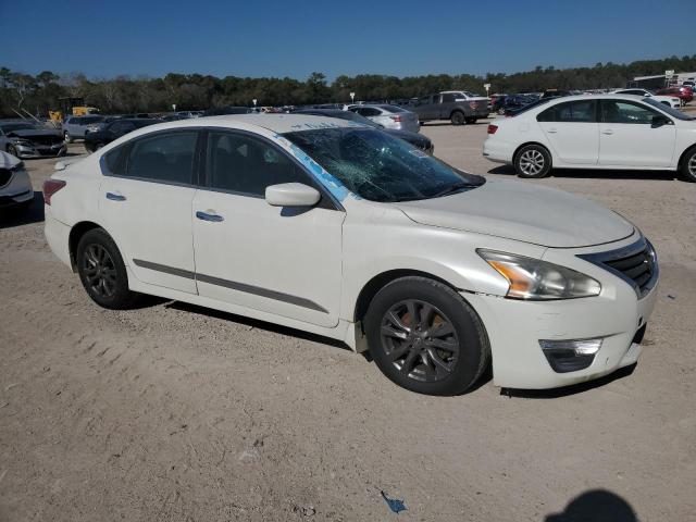 1N4AL3AP0FC589413 - 2015 NISSAN ALTIMA 2.5 WHITE photo 4