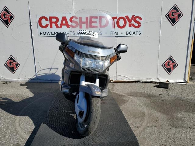 1HFSC2204JA006006 - 1988 HONDA GL1500 GRAY photo 2