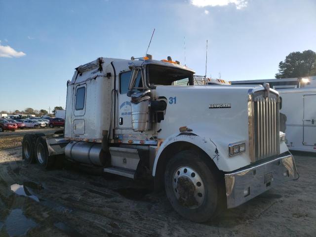 1XKWDB9X87J196398 - 2007 KENWORTH CONSTRUCTI W900 WHITE photo 1