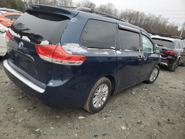 5TDYK3DC4CS204451 - 2012 TOYOTA SIENNA XLE BLUE photo 3