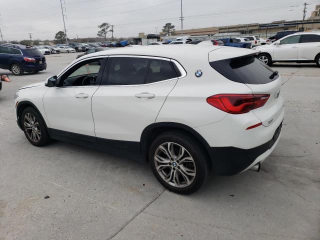 WBXYJ3C58KEP77690 - 2019 BMW X2 SDRIVE28I WHITE photo 2