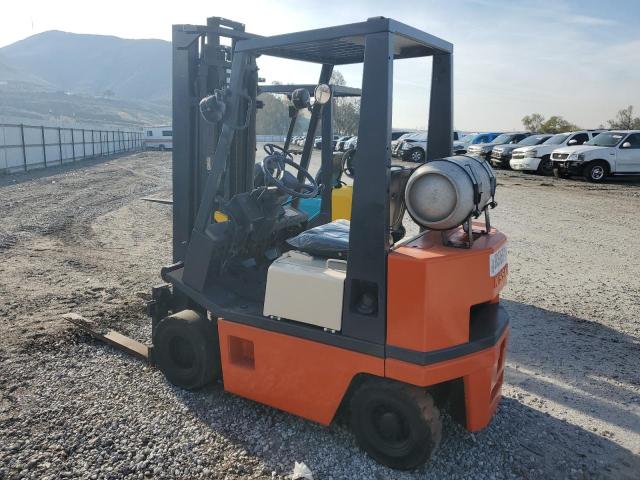 AH01A15V - 2004 NISSAN FORKLIFT ORANGE photo 3