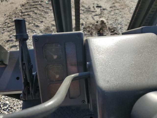 AH01A15V - 2004 NISSAN FORKLIFT ORANGE photo 8