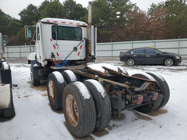 1M1AA12Y11W137098 - 2001 MACK 600 CH600 WHITE photo 3