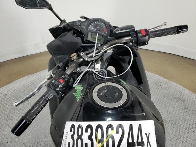 JKAEXEE14FDA17754 - 2015 KAWASAKI EX650 E BLACK photo 7