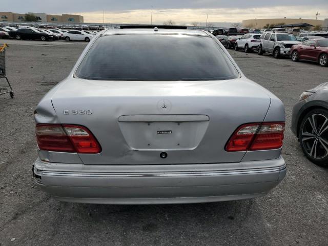 WDBJF65J61B220867 - 2001 MERCEDES-BENZ E 320 SILVER photo 6