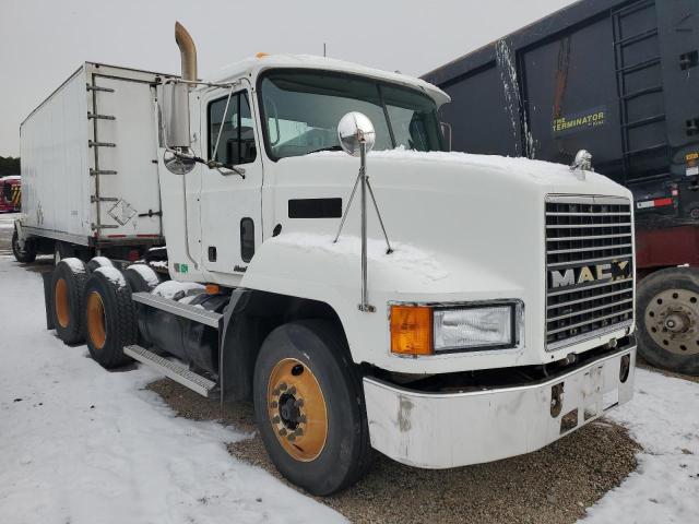 2001 MACK 600 CH600, 