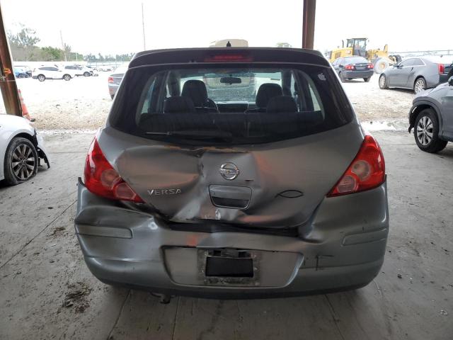 3N1BC13E19L401511 - 2009 NISSAN VERSA S SILVER photo 6