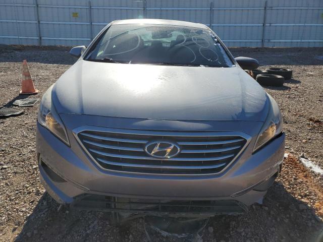 5NPE24AF3FH240813 - 2015 HYUNDAI SONATA SE SILVER photo 5