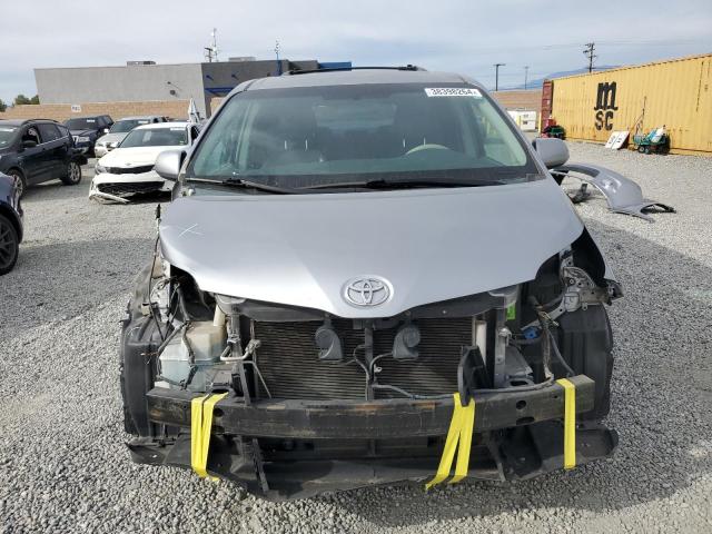 5TDXK3DC5BS119824 - 2011 TOYOTA SIENNA SPORT SILVER photo 5