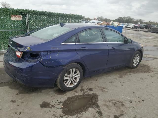 5NPEB4AC7DH702535 - 2013 HYUNDAI SONATA GLS BLUE photo 3